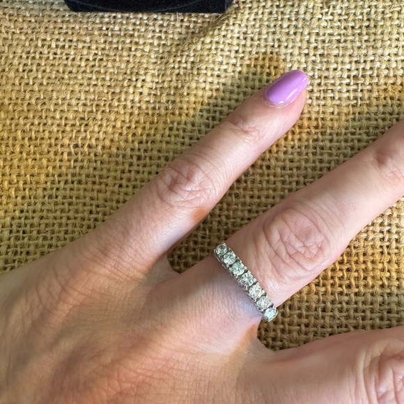 Jewelry - Sterling Silver Cubic Zirconia Ring size 6